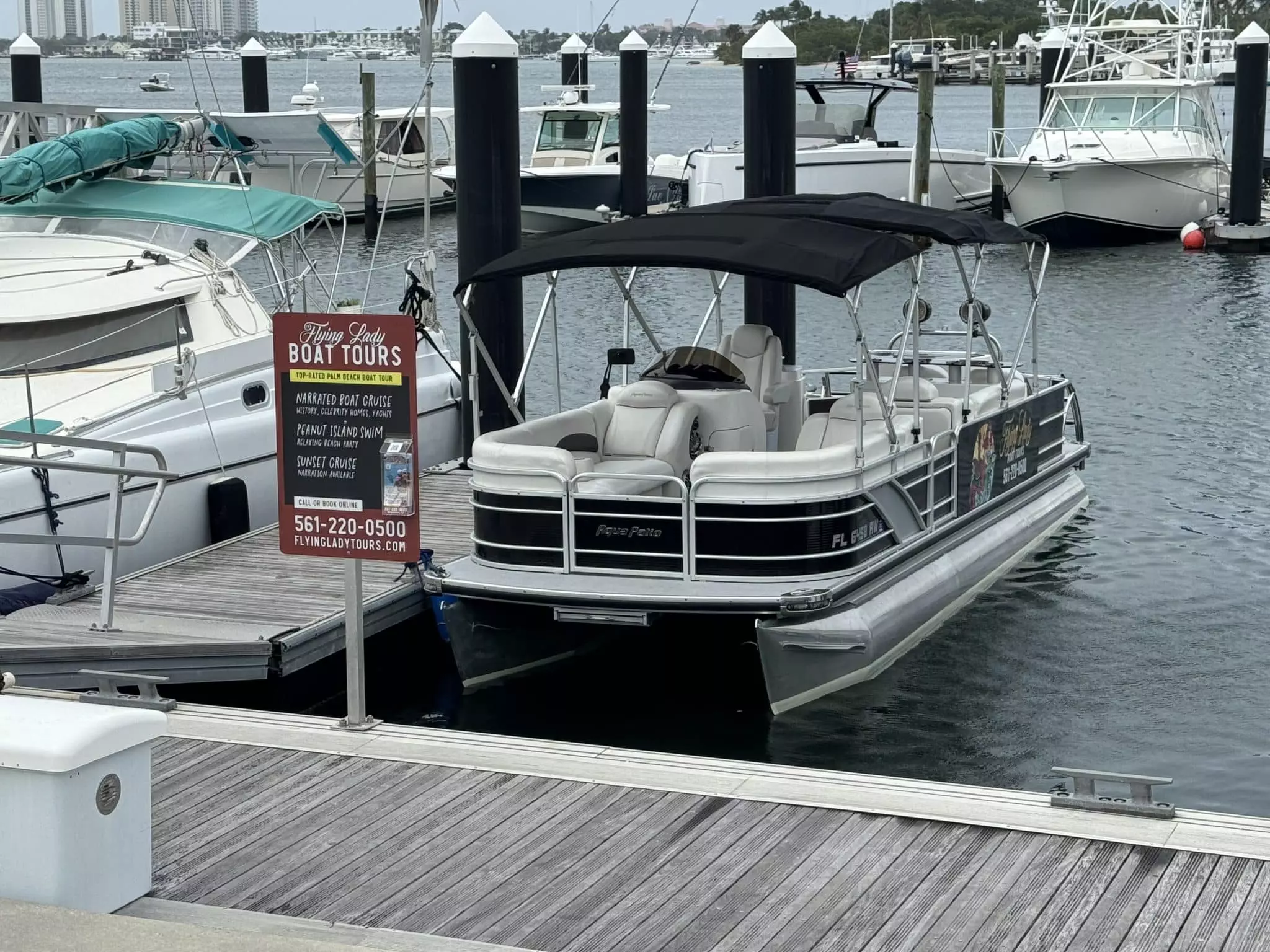A boat docked at a dock.